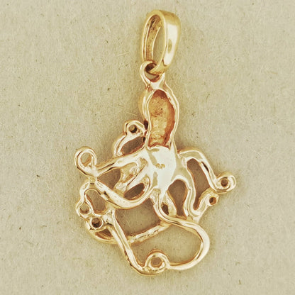 Octopus Pendant in Sterling Silver or Antique Bronze - Le Dragon Argenté