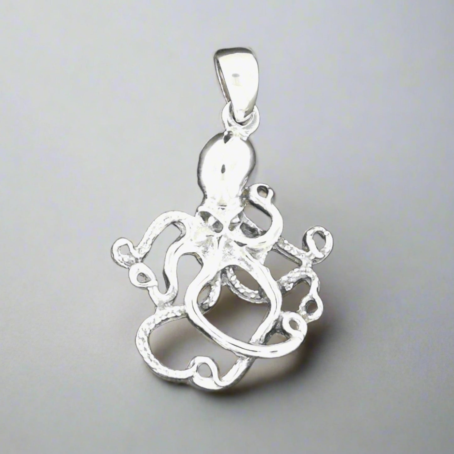 Octopus Pendant in Sterling Silver or Antique Bronze - Le Dragon Argenté