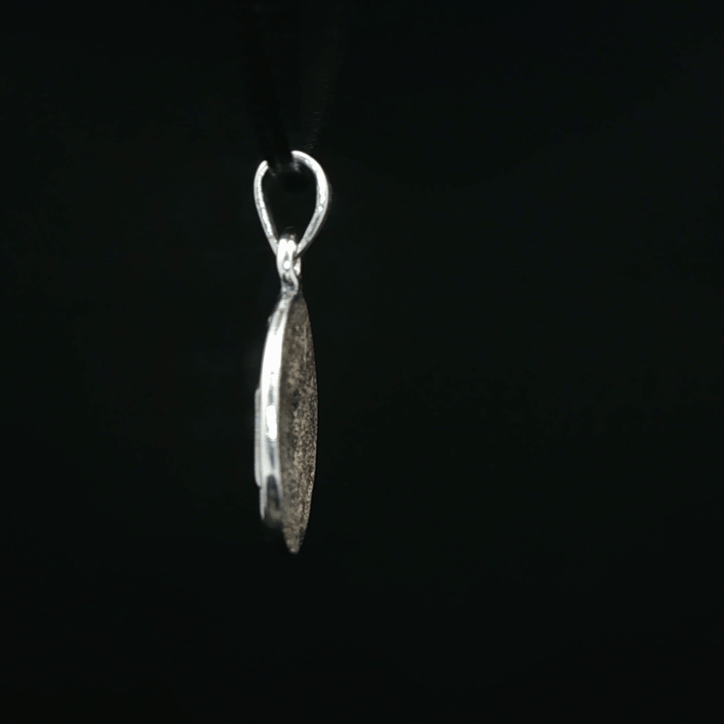 Omh Charm Pendant In Sterling Silver - Le Dragon Argenté - Live Sale - 