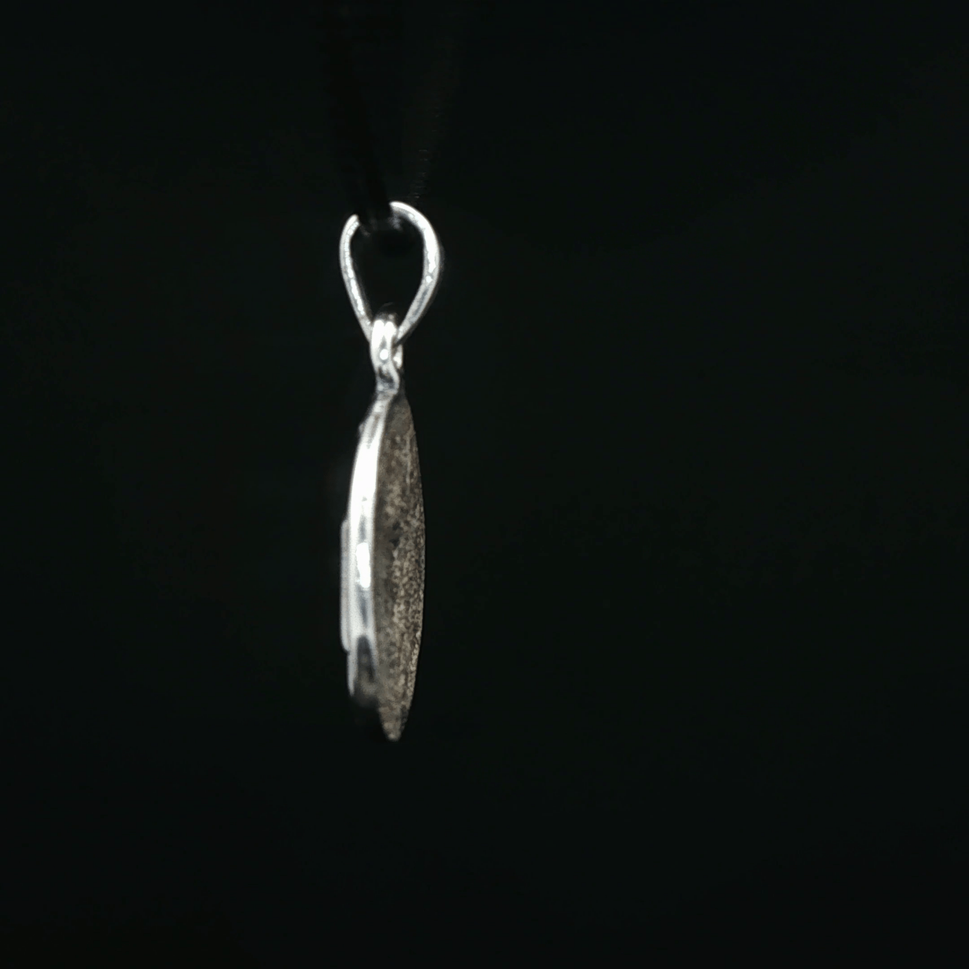 Omh Charm Pendant In Sterling Silver - Le Dragon Argenté - Live Sale - 