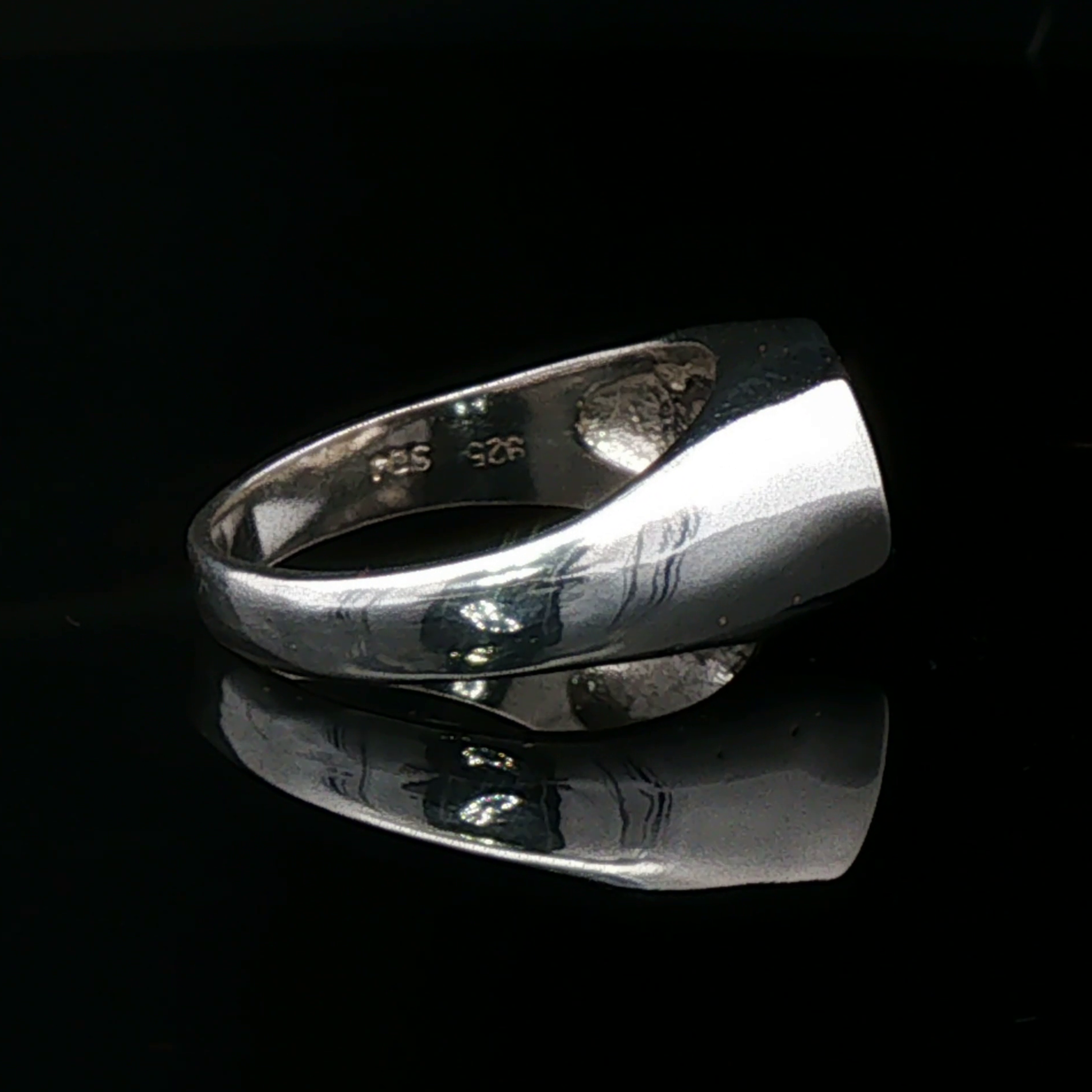 Peace Sign Signet Ring in Sterling Silver by Le Dragon Argenté