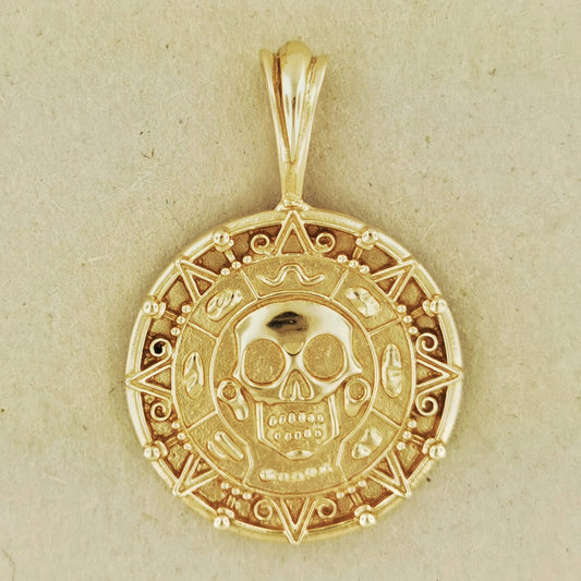 large pirate coin pendant in antique bronze, bronze coin pendant, bronze pirate coin pendant, bronze coin, bronze coin pendant, one piece pendant, anime pirate pendant, anime pendant, bronze anime pendant, anime jewelry, anime jewellery, one piece jewellery, one piece fandom, pirate cosplay pendant