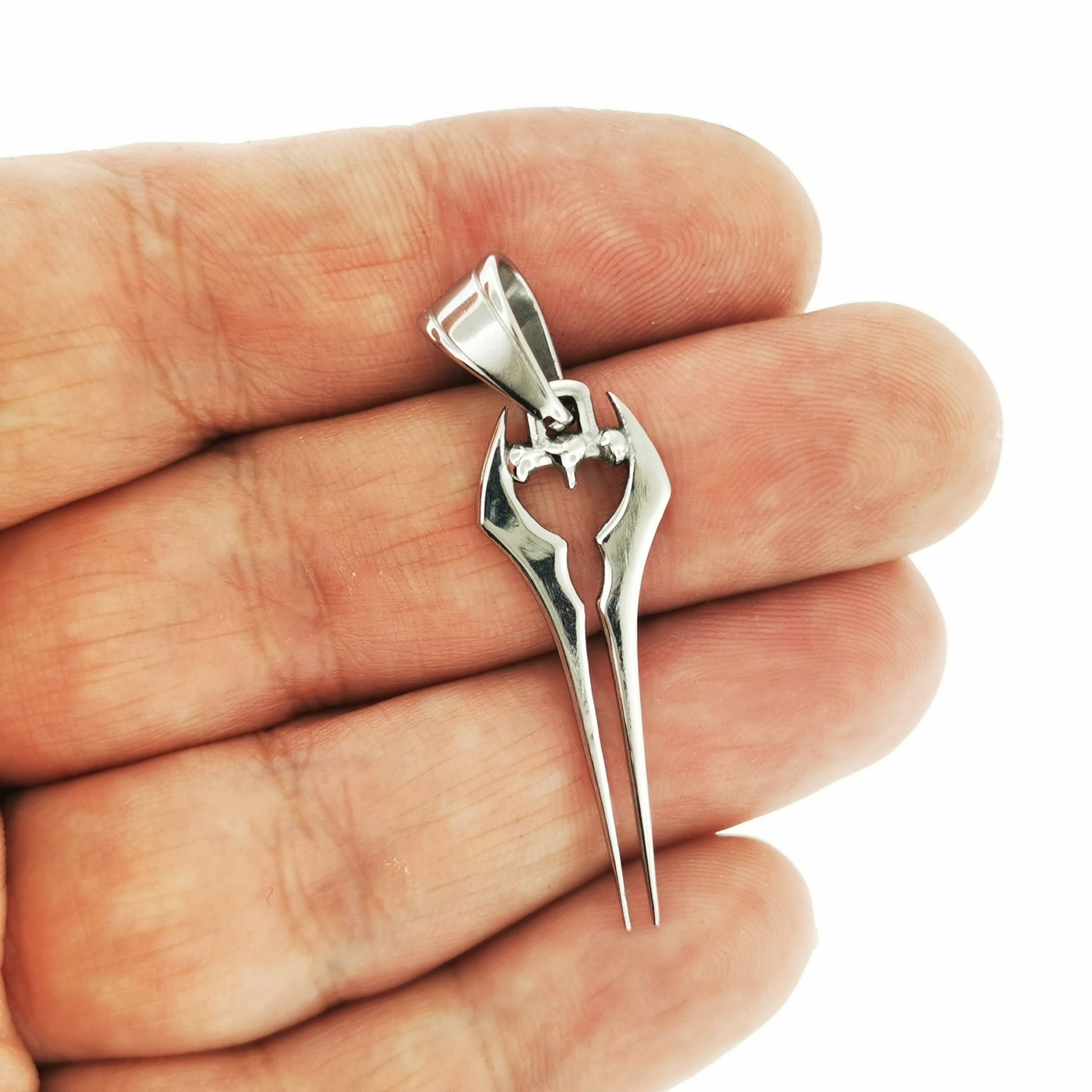 Plasma Energy Sword Charm Pendant - Le Dragon Argenté