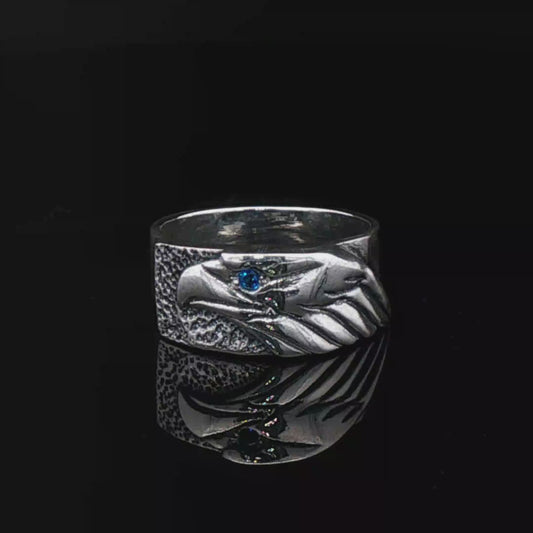 Eagle Head Ring With Gemstone Eye in Sterling Silver - Le Dragon Argenté