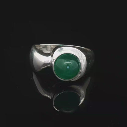 Sterling Silver Geometric Solitaire Ring with Cabochon Green Onyx, size 6.25