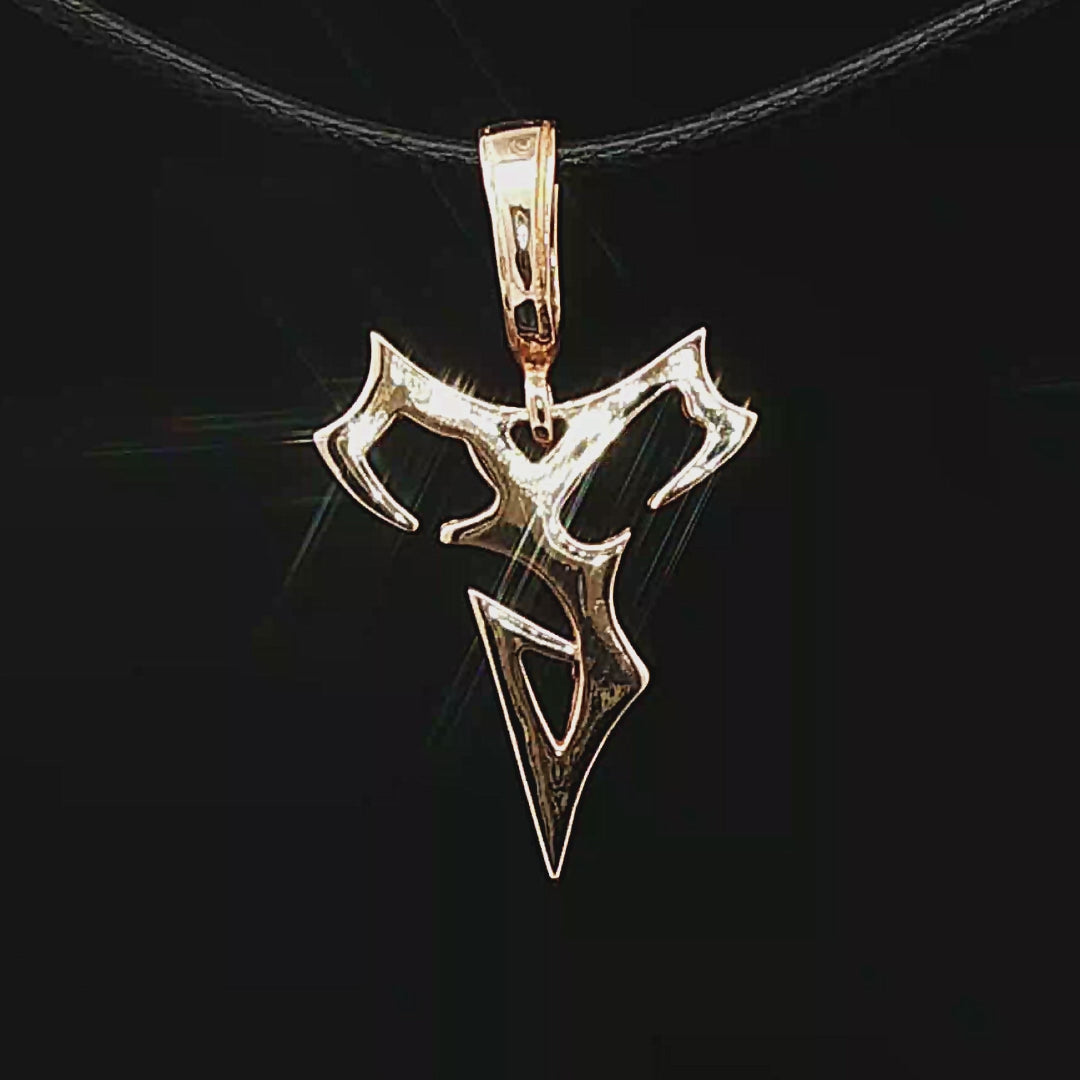 Large Final Fantasy X Tidus Pendant in Antique Bronze - Le Dragon Argenté