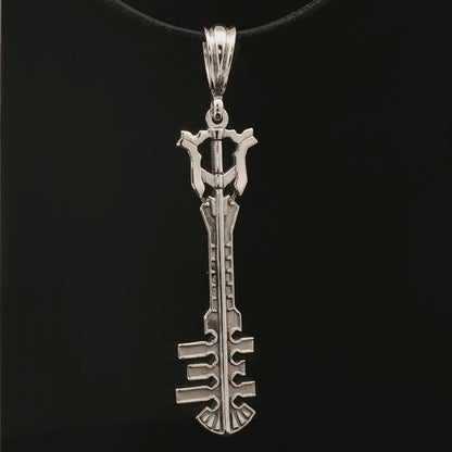 Ends of the Earth Keyblade Pendant - Le Dragon Argenté
