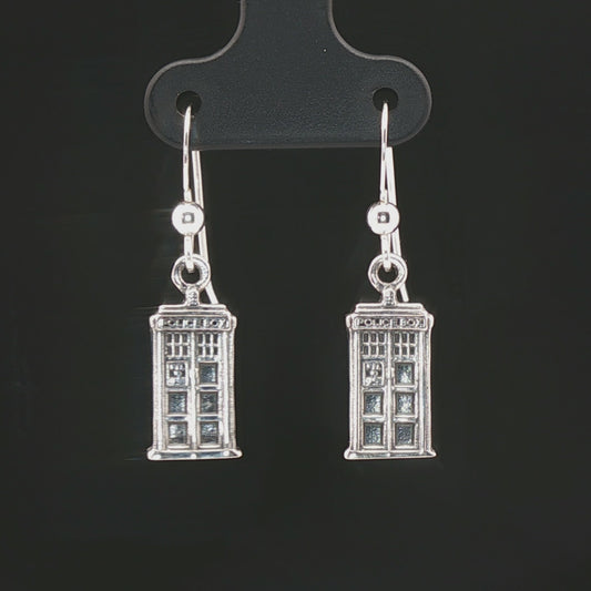 Tardis Charm Earrings - Le Dragon Argenté