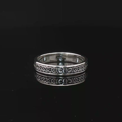 Claddagh Band in Sterling Silver - Le Dragon Argenté