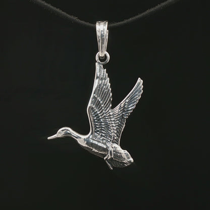 Flying Duck Pendant - Le Dragon Argenté