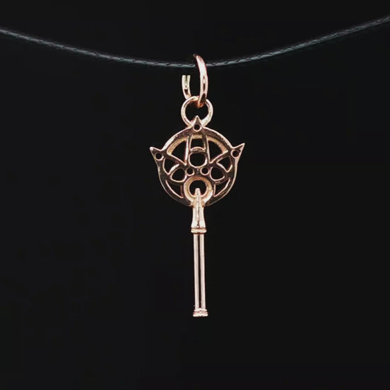Final Fantasy X Yuna Wand Charm Pendant in Antique Bronze - Le Dragon Argenté