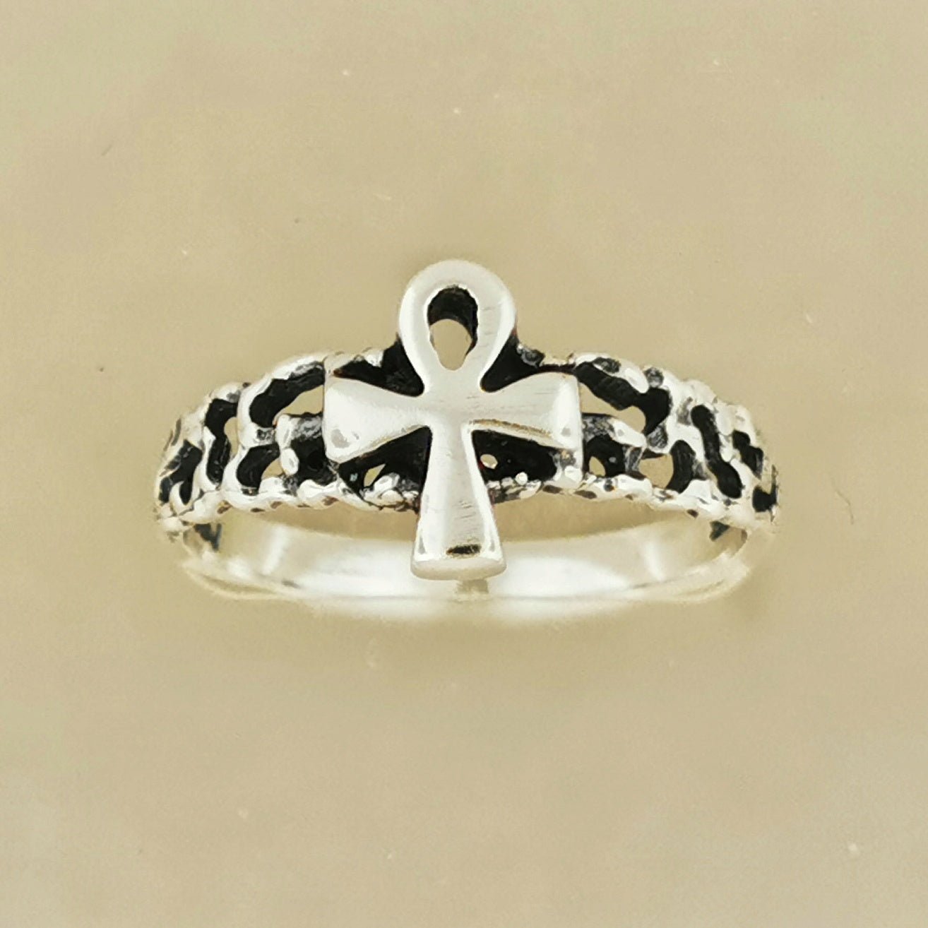 Small Ankh Ring in Sterling Silver or Antique Bronze - Le Dragon Argenté