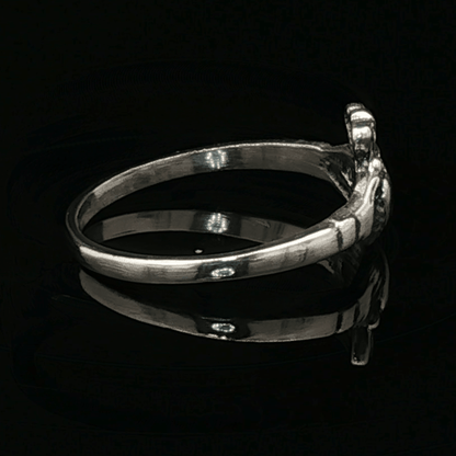 Small Claddagh Ring in Sterling Silver - Le Dragon Argenté