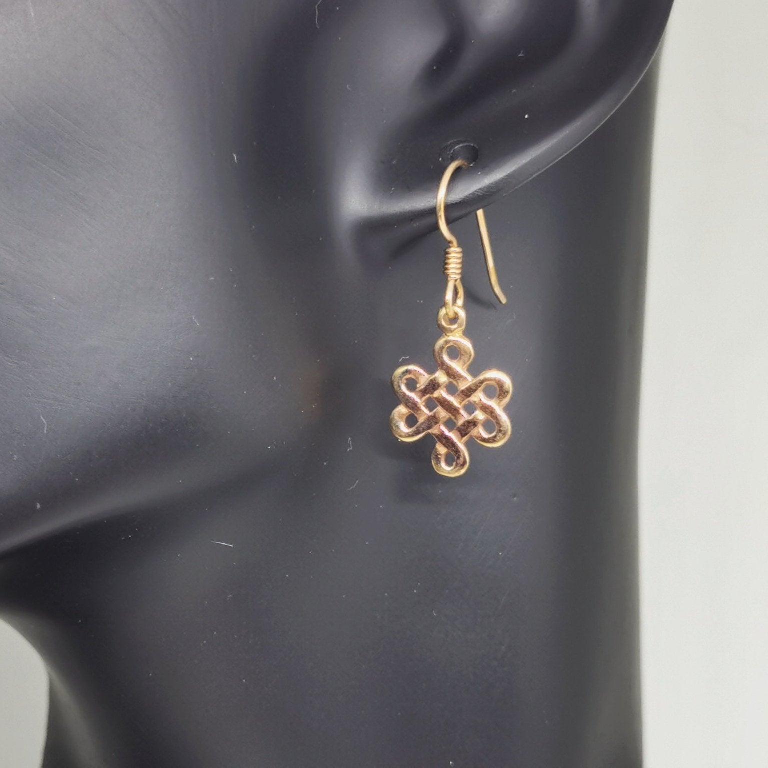 Small Endless Knot Charm Earrings in Antique Bronze - Le Dragon Argenté