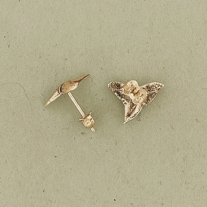 Small Shark Tooth Gold Stud Earrings - Le Dragon Argenté