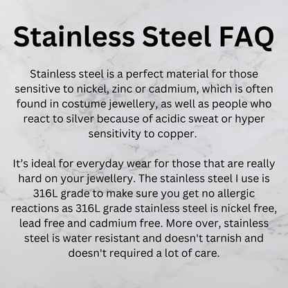 Smiling Jolly Roger Pendant - Le Dragon Argenté - anime - anime jewellery - anime pendant