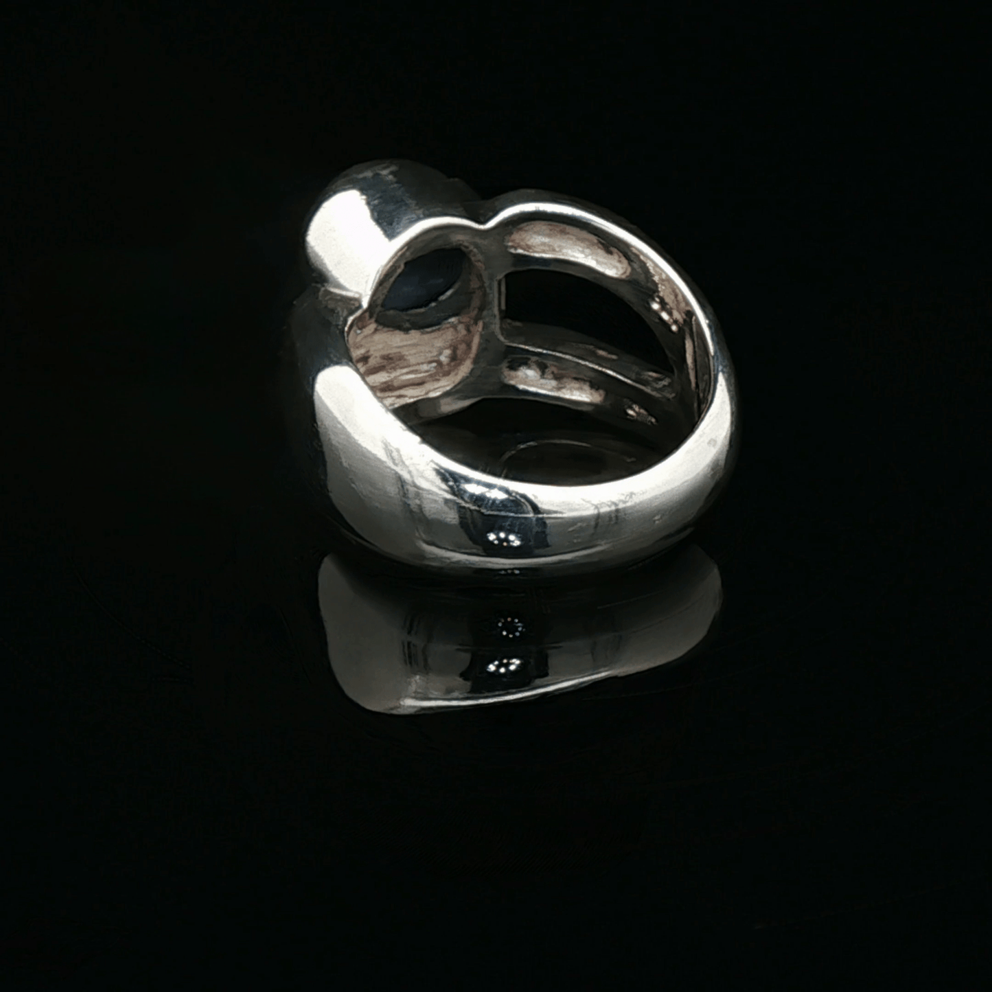 Sodalite Cabochon Cocktail Ring in Sterling Silver, size 6 - Le Dragon Argenté - Live Sale - 