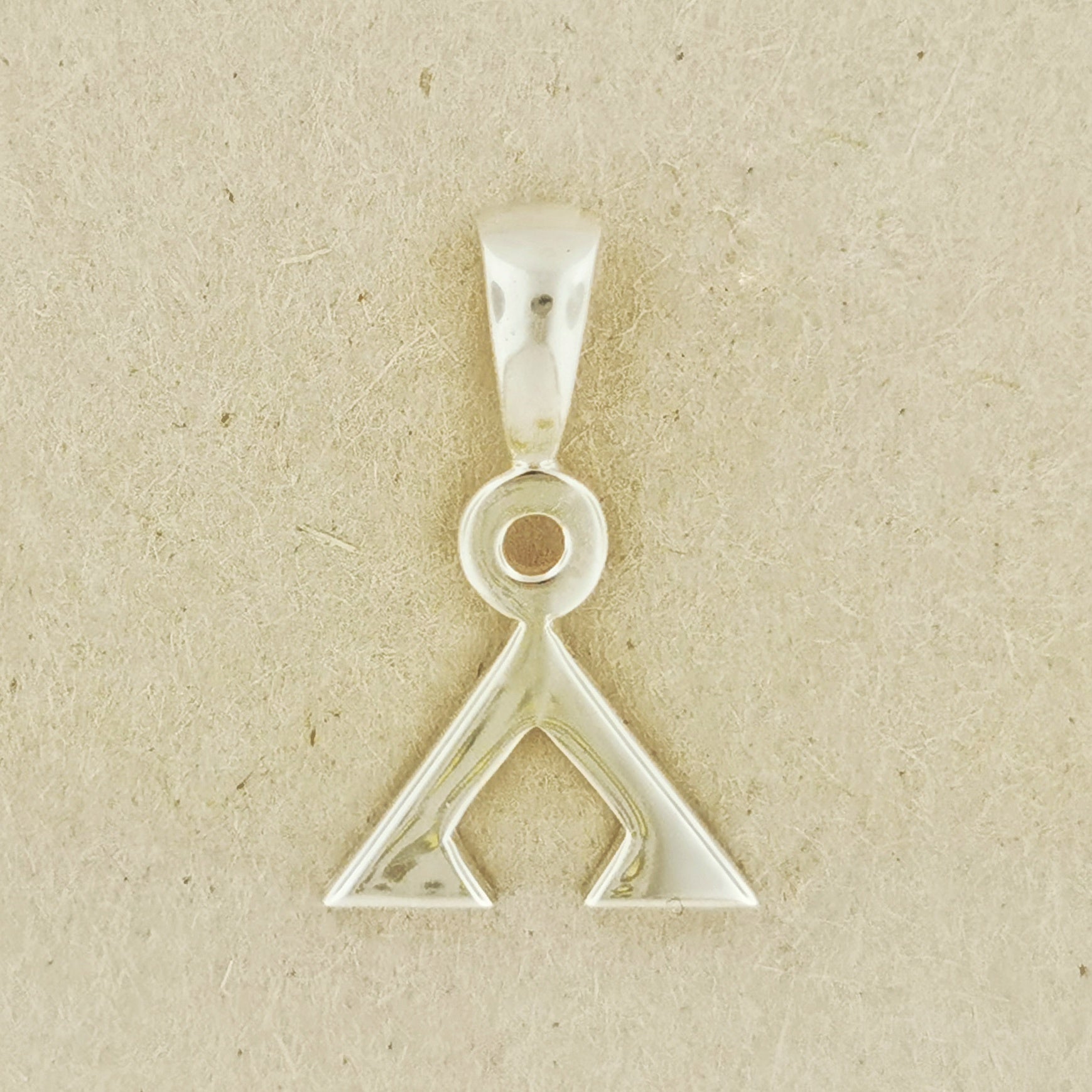 Stargate Earth Symbol Charm Pendant - Le Dragon Argenté