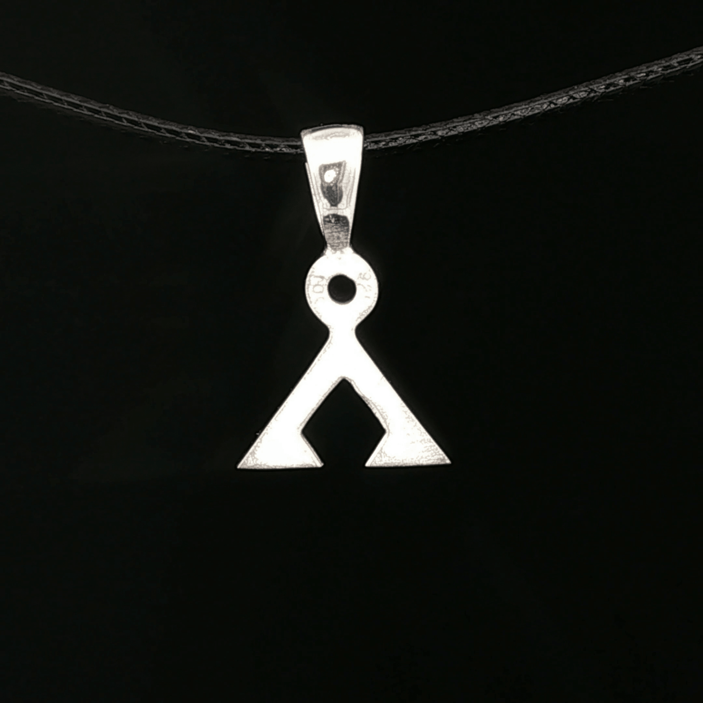 Stargate Earth Symbol Charm Pendant - Le Dragon Argenté