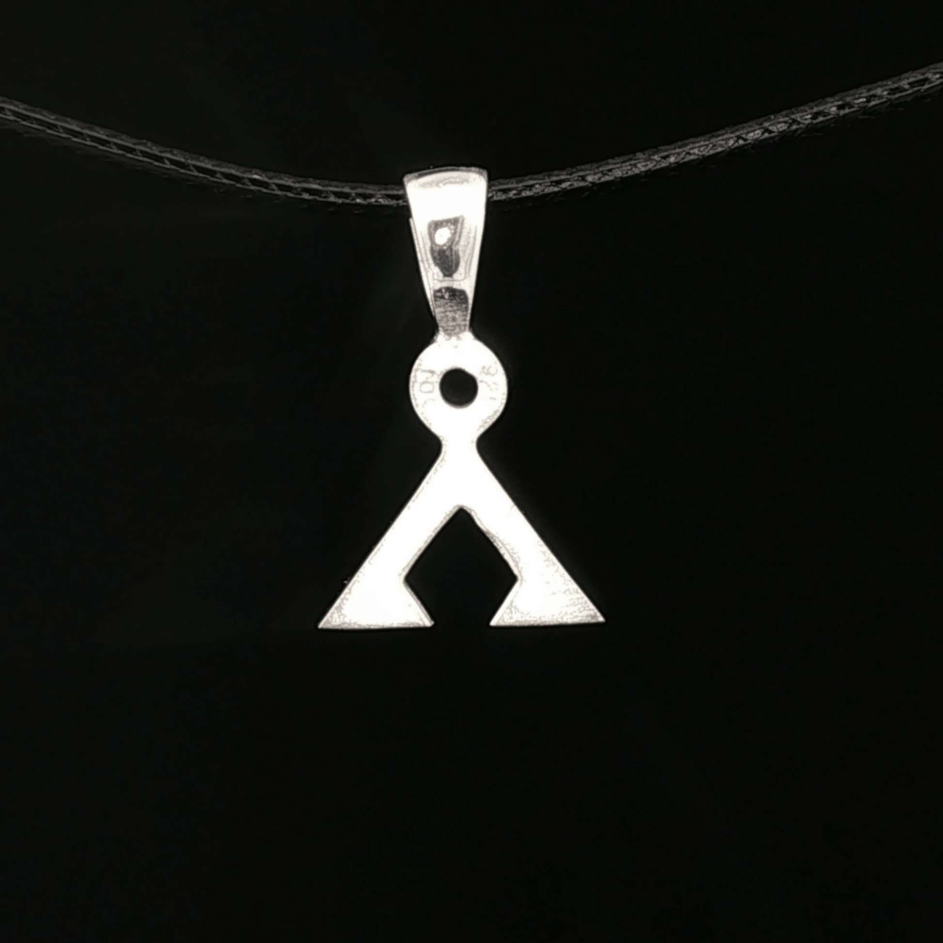 Stargate Earth Symbol Charm Pendant - Le Dragon Argenté