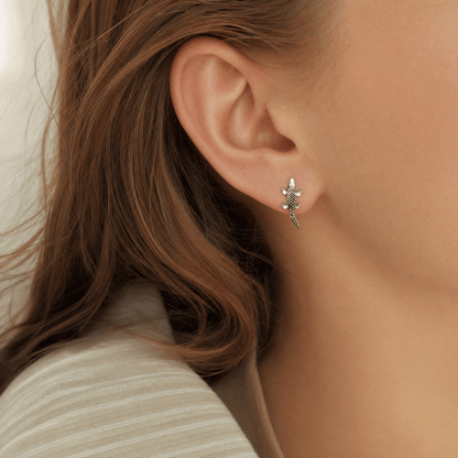 Handmade sterling silver alligator stud earrings with detailed reptile design – Le Dragon Argenté