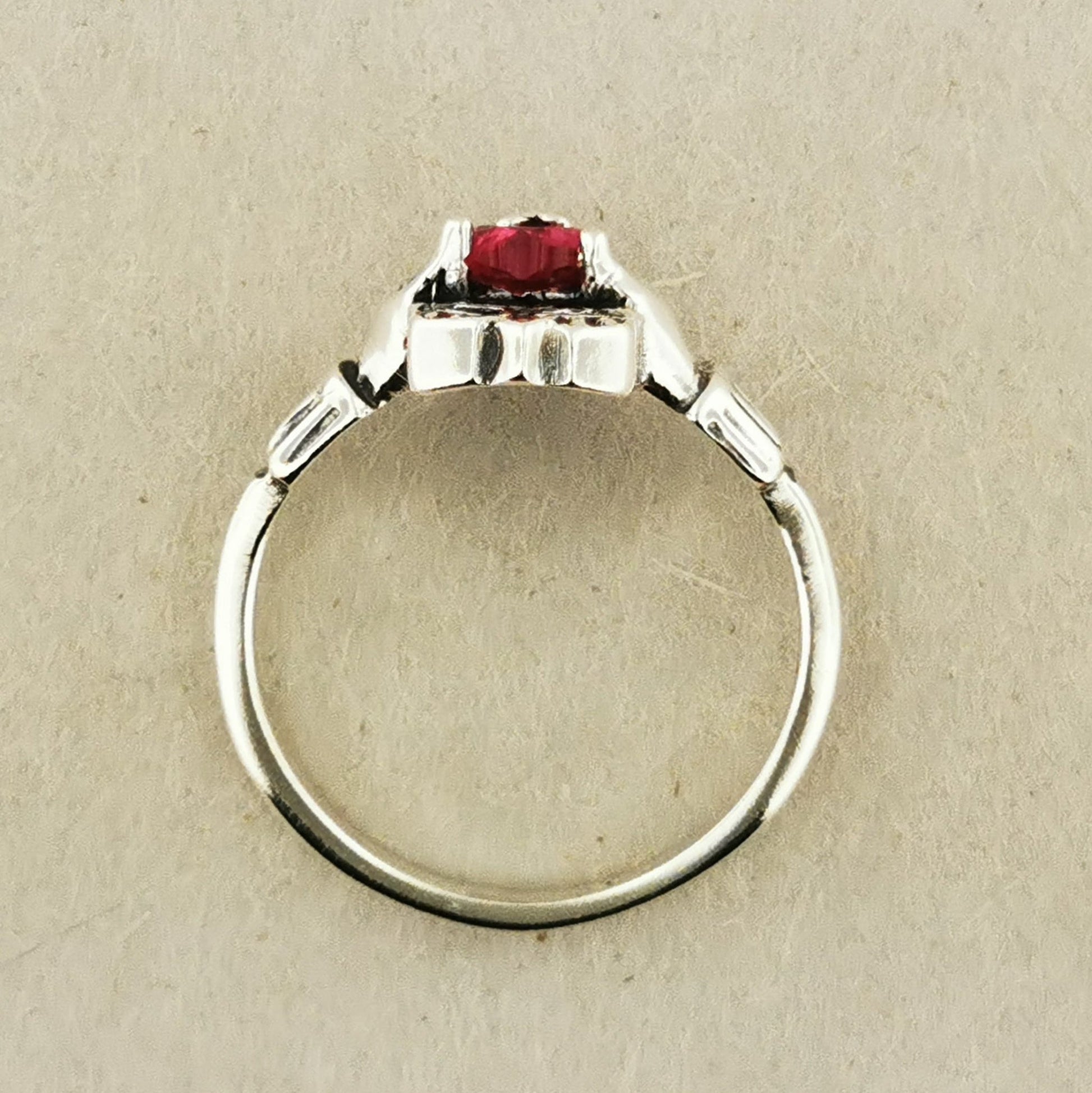 Sterling Silver Claddagh Ring with Chatham Ruby Heart - Le Dragon Argenté