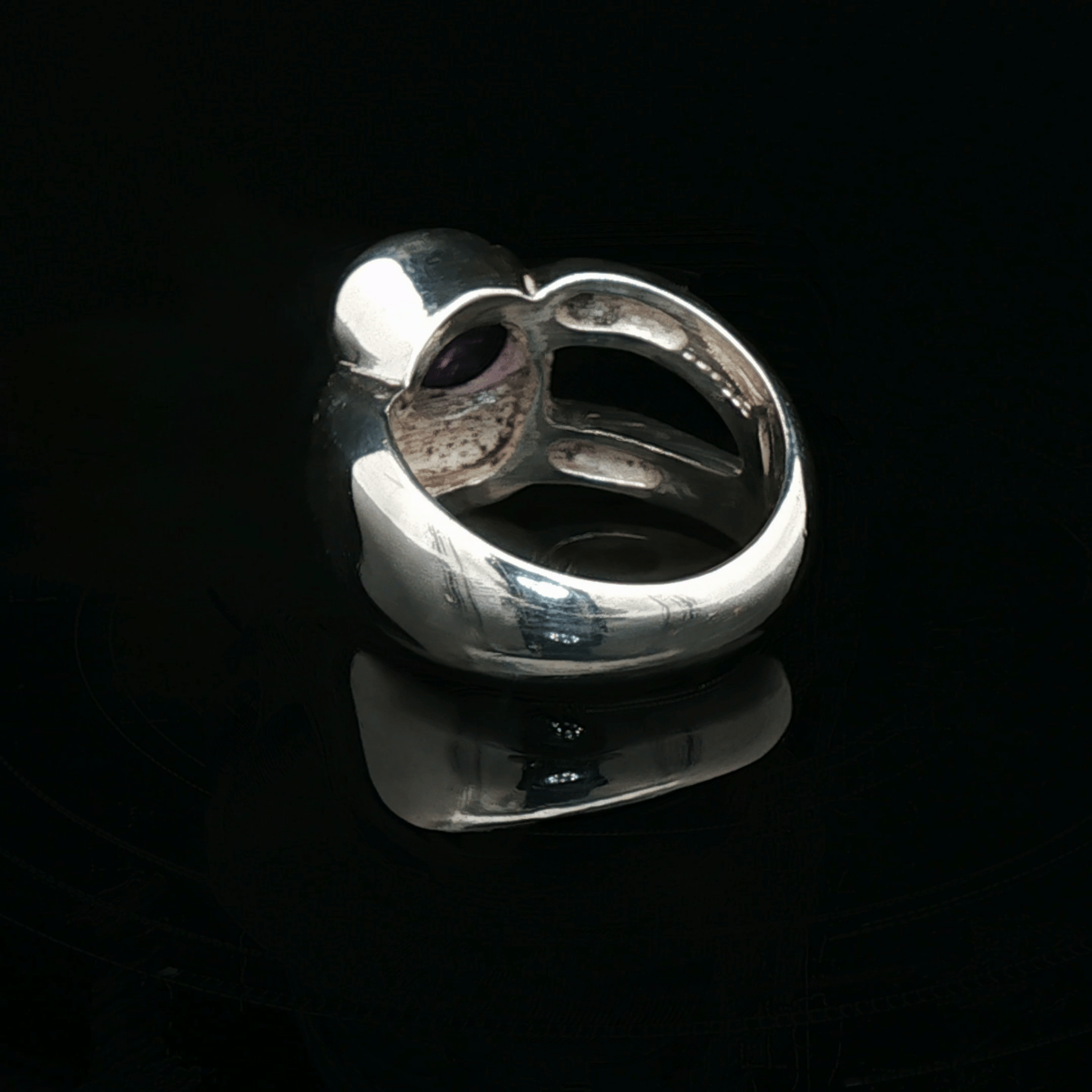 Sterling Silver Cocktail Ring with Cabochon Amethyst, size 6 - Le Dragon Argenté - Live Sale - 