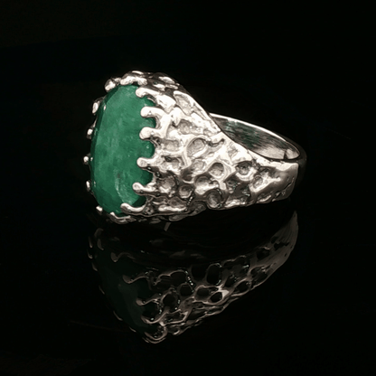 Sterling Silver Cocktail Ring with Oval Opaque Emerald, size 9 - Le Dragon Argenté - Live Sale - 