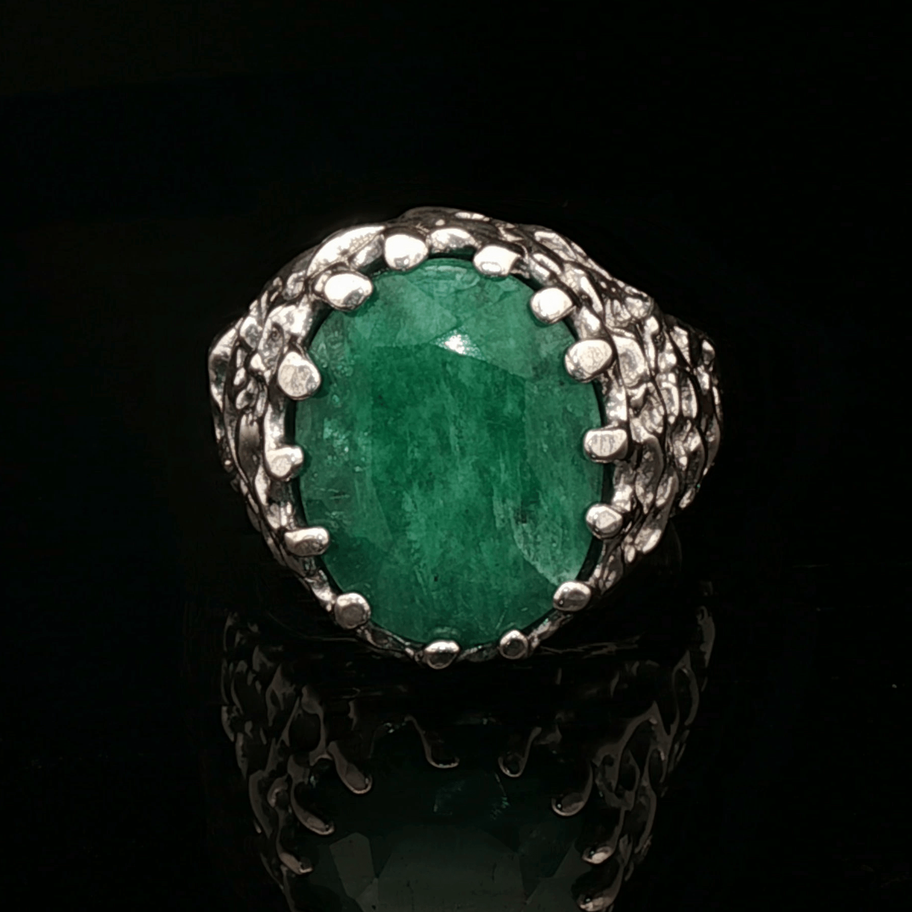 Sterling Silver Cocktail Ring with Oval Opaque Emerald, size 9 - Le Dragon Argenté - Live Sale - 