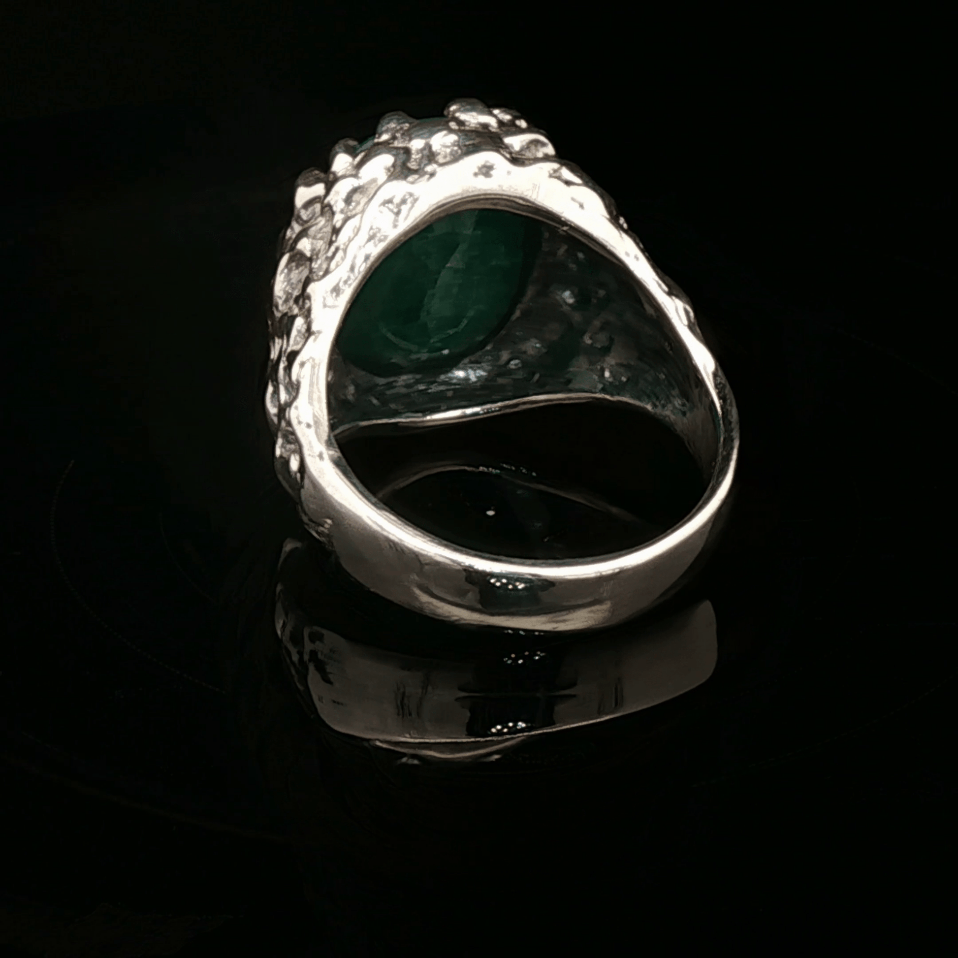 Sterling Silver Cocktail Ring with Oval Opaque Emerald, size 9 - Le Dragon Argenté - Live Sale - 