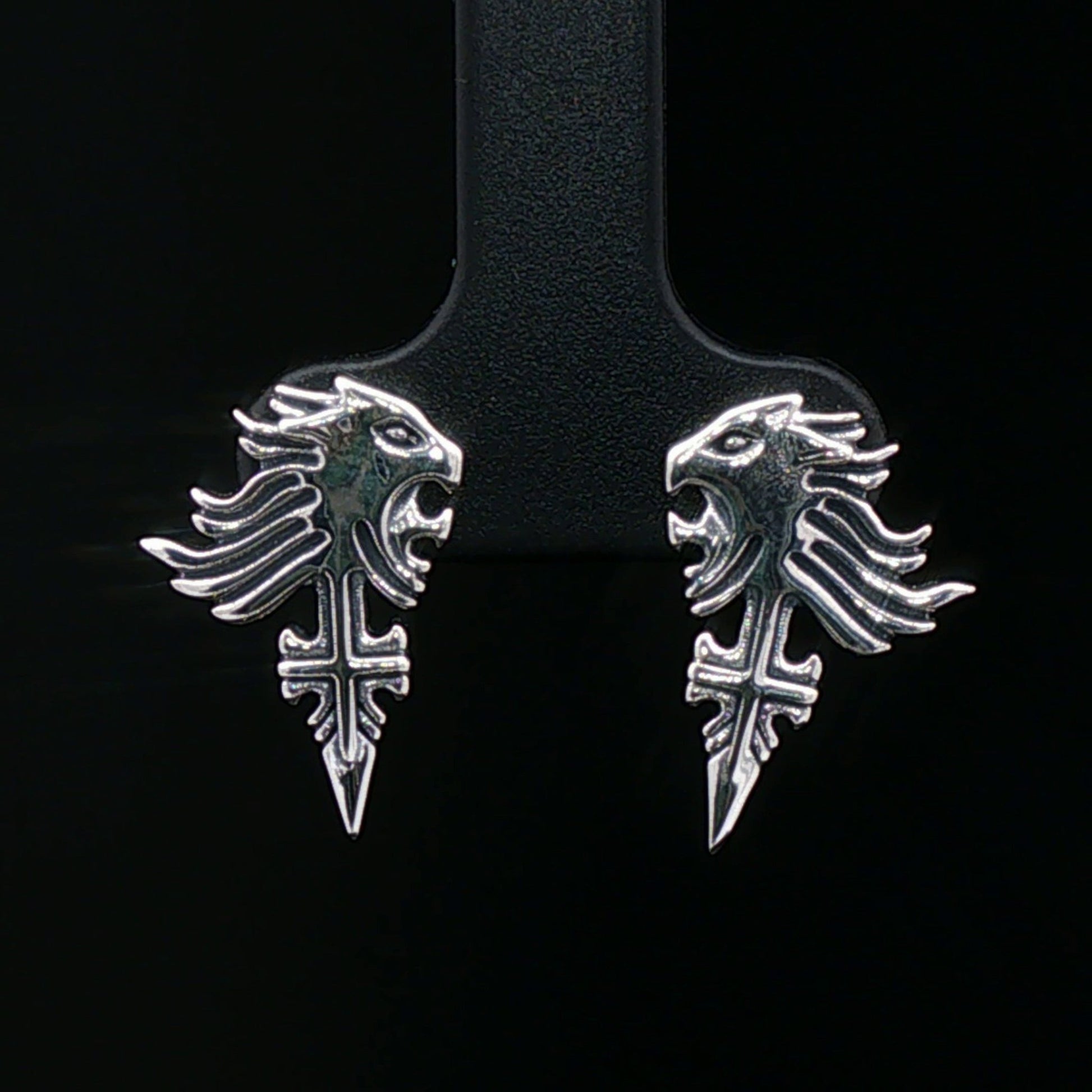 Final Fantasy Earring Sterling Silver Griever Lion Crest Stud Handcrafted Gaming Jewelry JRPG Merchandise Video Game Accessory Daily Wear Gamer Gift Solid 925 Silver Premium Quality Detailed Design Final Fantasy VIII Merchandise SeeD Symbol