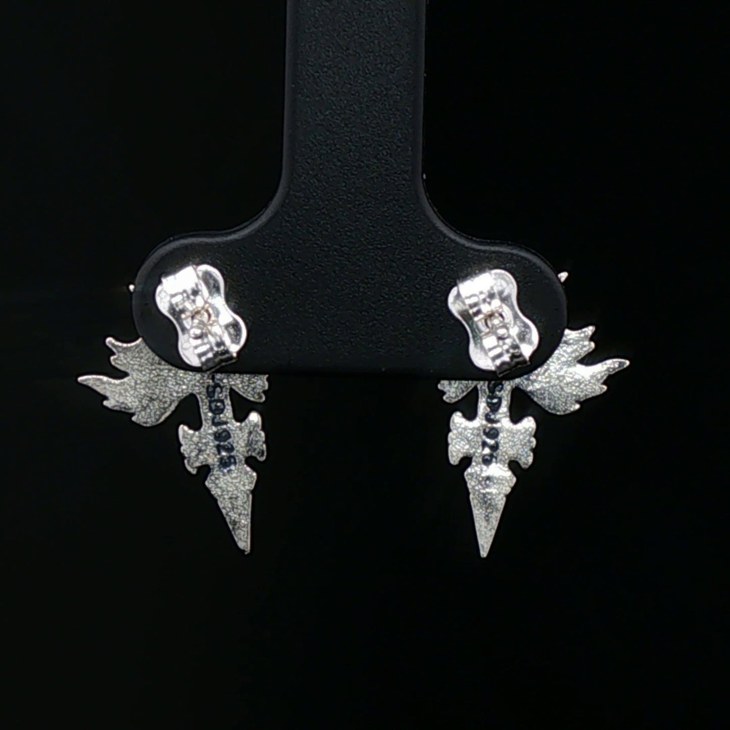 Sterling Silver Gaming Jewelry Final Fantasy Griever Lion Crest Earring Handcrafted Video Game Accessory JRPG Merchandise Solid 925 Silver Stud Daily Wear Gamer Gift Premium Quality Design Final Fantasy VIII SeeD Symbol Convention Jewelry