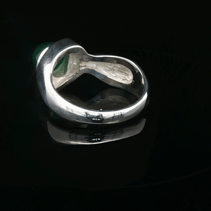 Sterling Silver Geometric Solitaire Ring with Cabochon Green Onyx, size 6.25 - Le Dragon Argenté - Live Sale - 