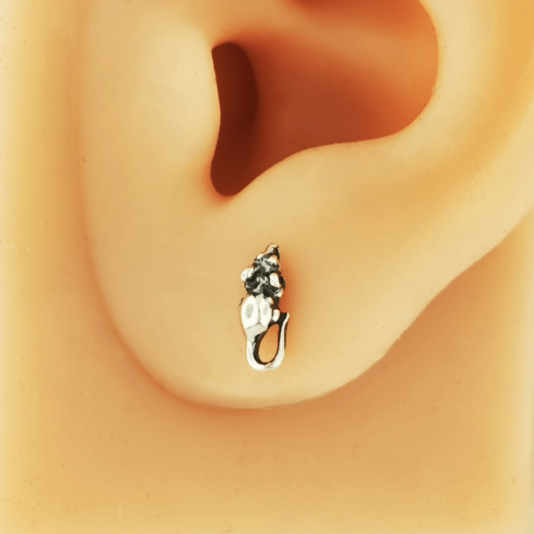 Handcrafted sterling silver mouse stud earrings with whimsical detail – Le Dragon Argenté