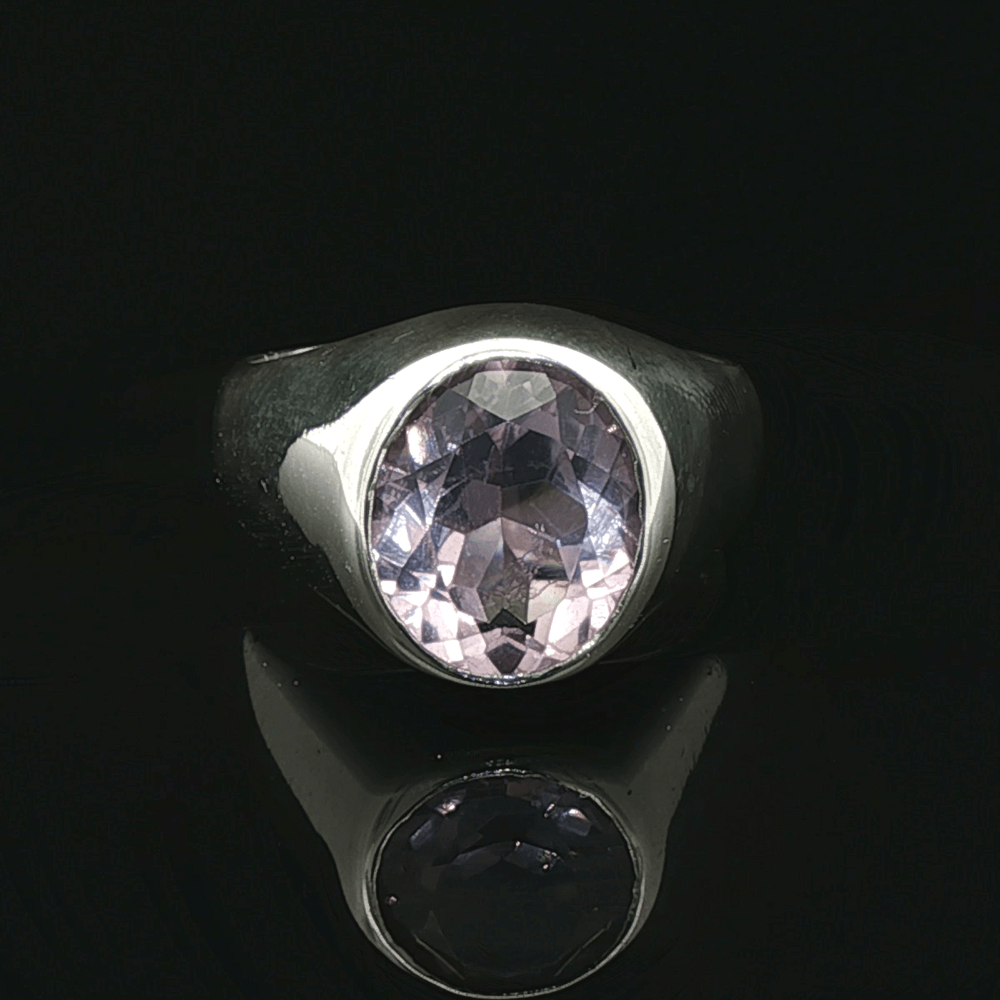 Sterling Silver Signet Ring with Faceted Amethyst, size 6.5 - Le Dragon Argenté - Live Sale - 