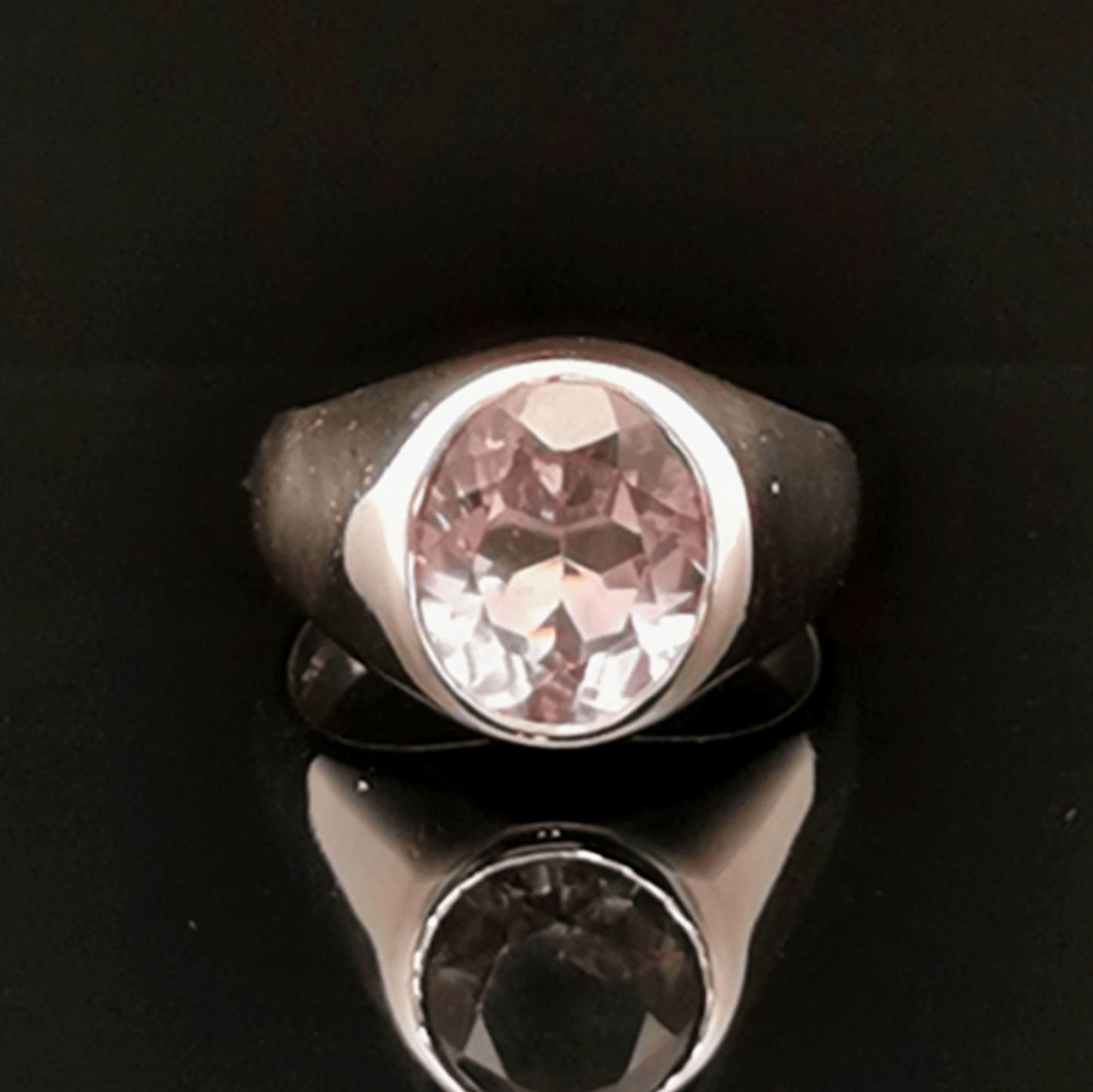 Sterling Silver Signet Ring with Faceted Amethyst, size 6.5 - Le Dragon Argenté - Live Sale - 