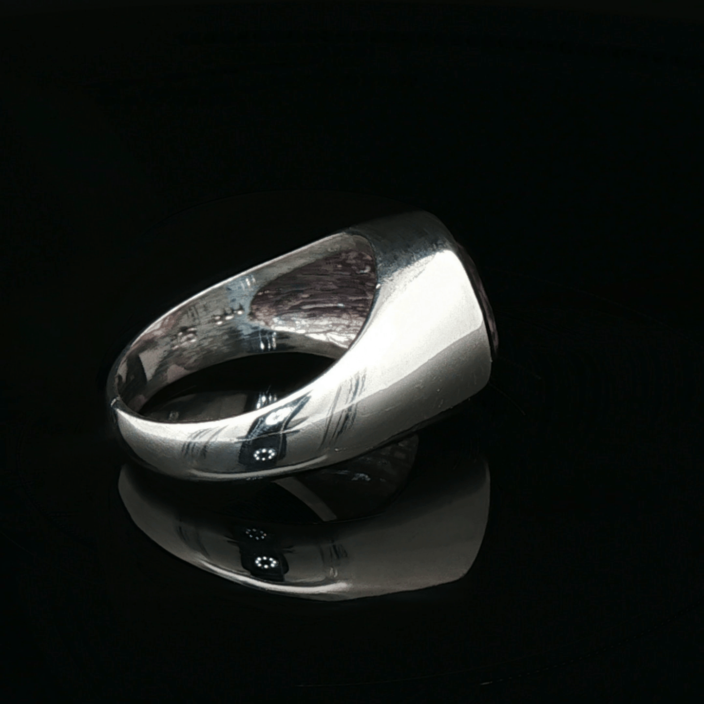 Sterling Silver Signet Ring with Faceted Amethyst, size 6.5 - Le Dragon Argenté - Live Sale - 