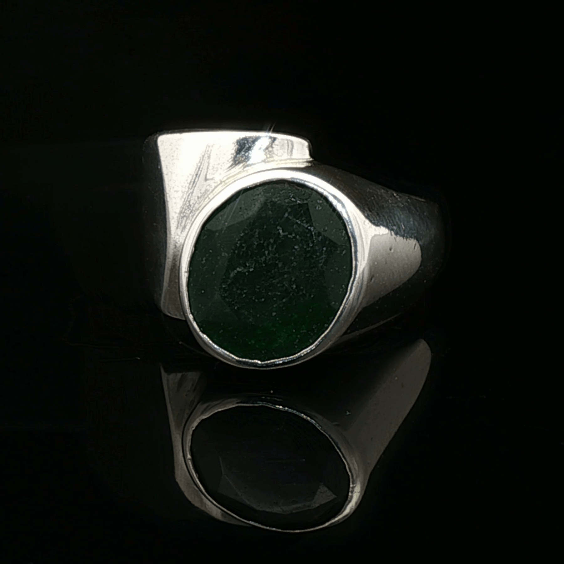 Sterling Silver Signet Ring with Lab Grown Green Quartz, size 7 - Le Dragon Argenté - Live Sale - 