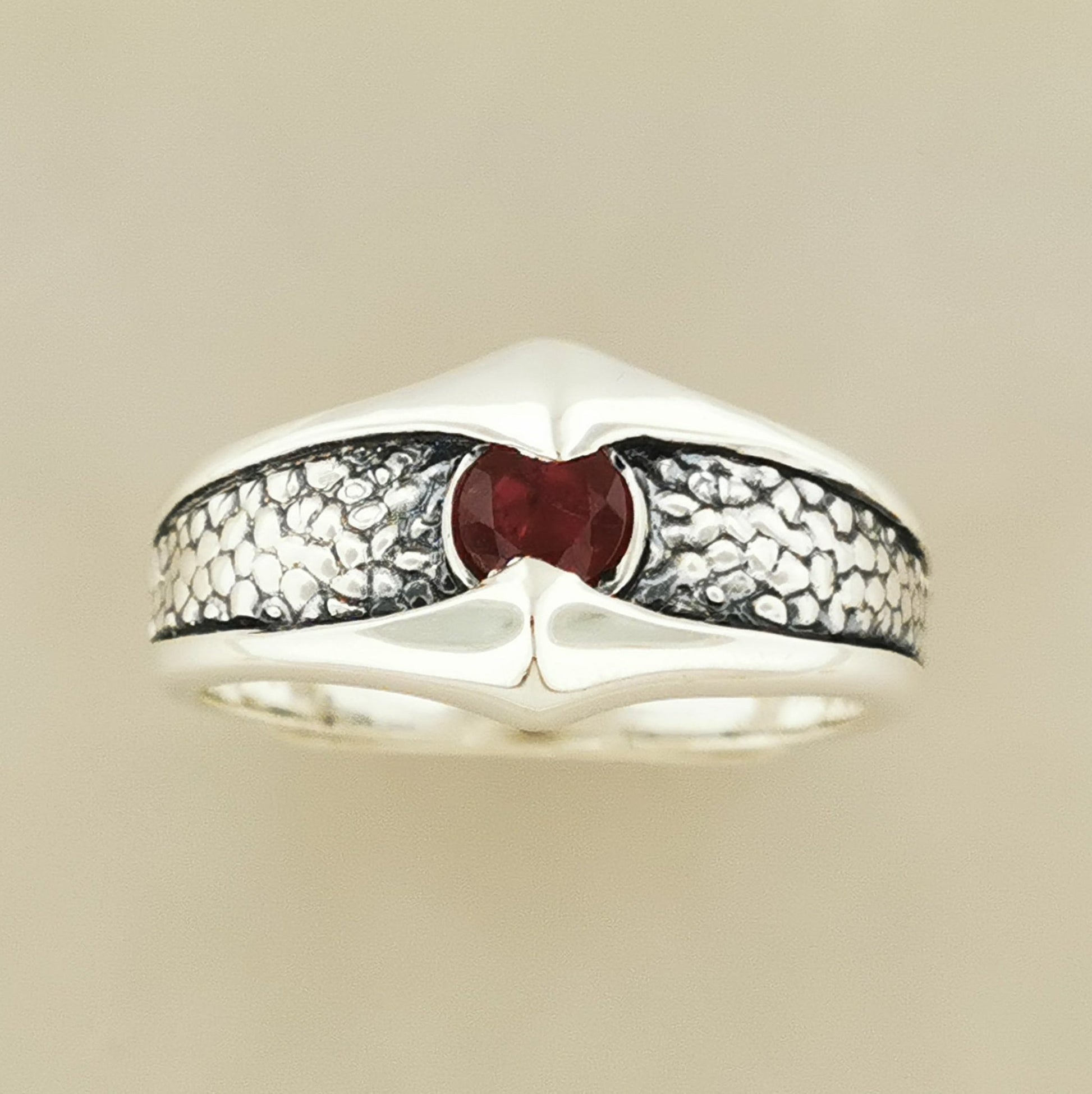 Textured Ring in Sterling Silver with Natural Gemstones - Le Dragon Argenté