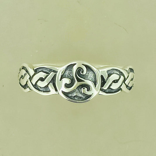 Triskele Knotwork Ring in Sterling Silver or Antique Bronze - Le Dragon Argenté