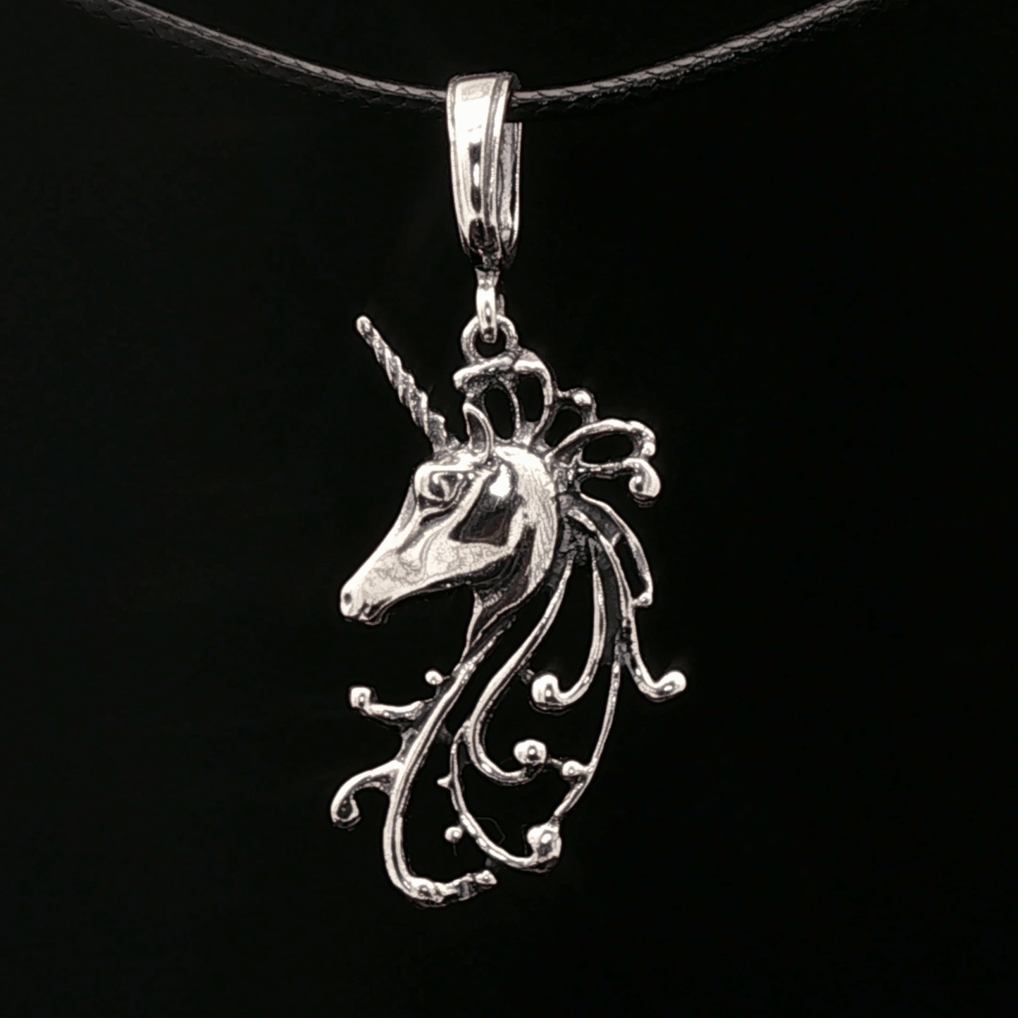 Unicorn Head Pendant in Sterling Silver or Antique Bronze - Le Dragon Argenté