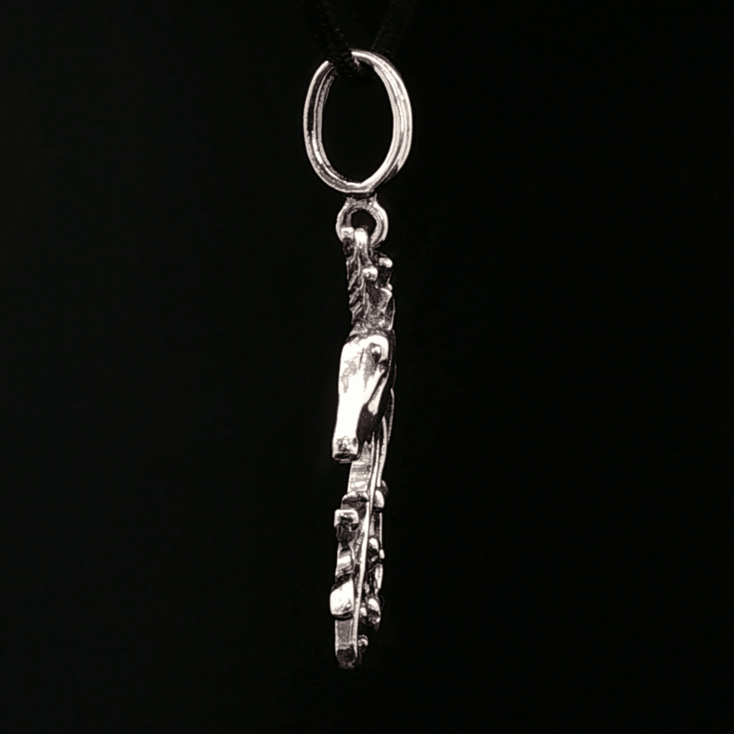 Unicorn Head Pendant in Sterling Silver or Antique Bronze - Le Dragon Argenté