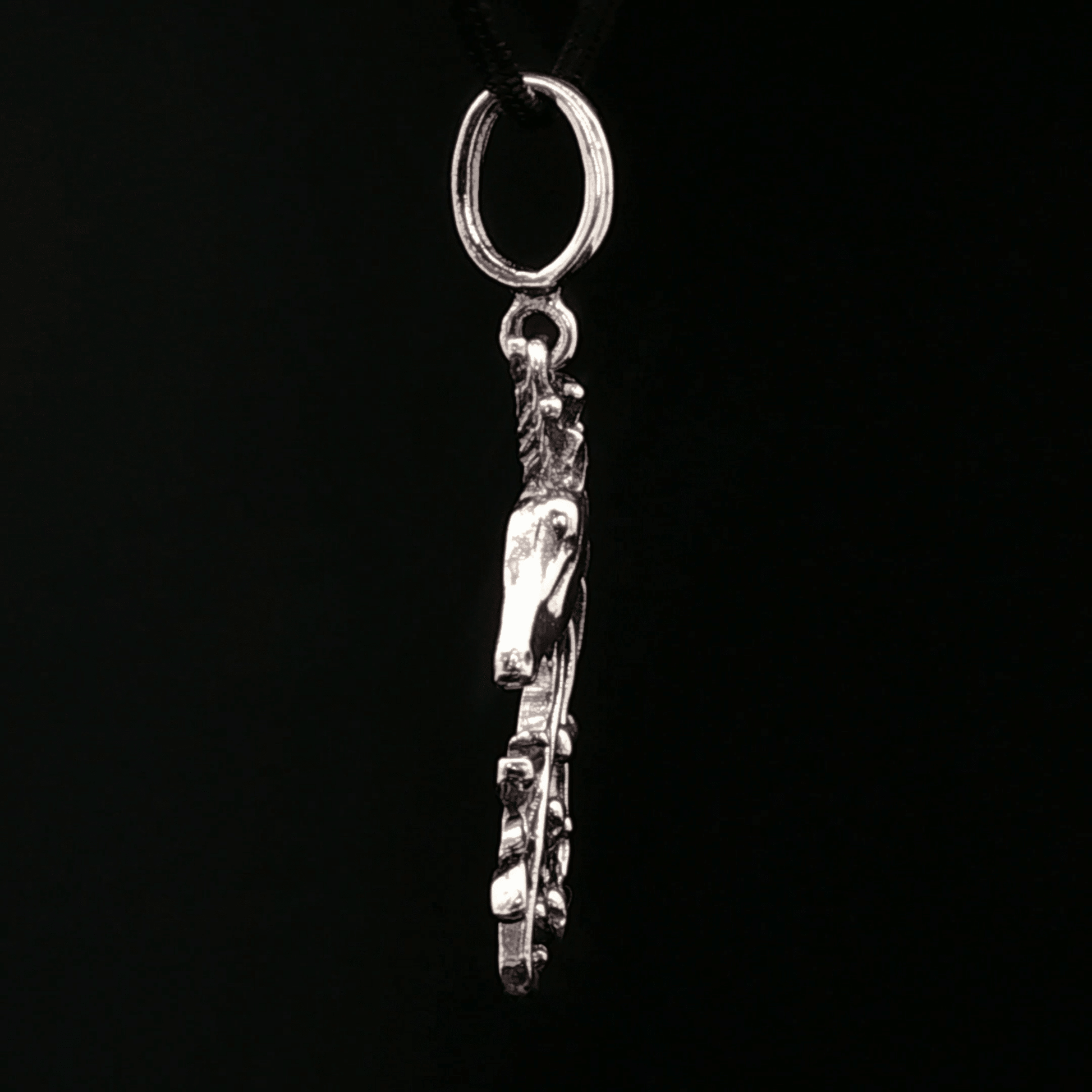Unicorn Head Pendant in Sterling Silver or Antique Bronze - Le Dragon Argenté