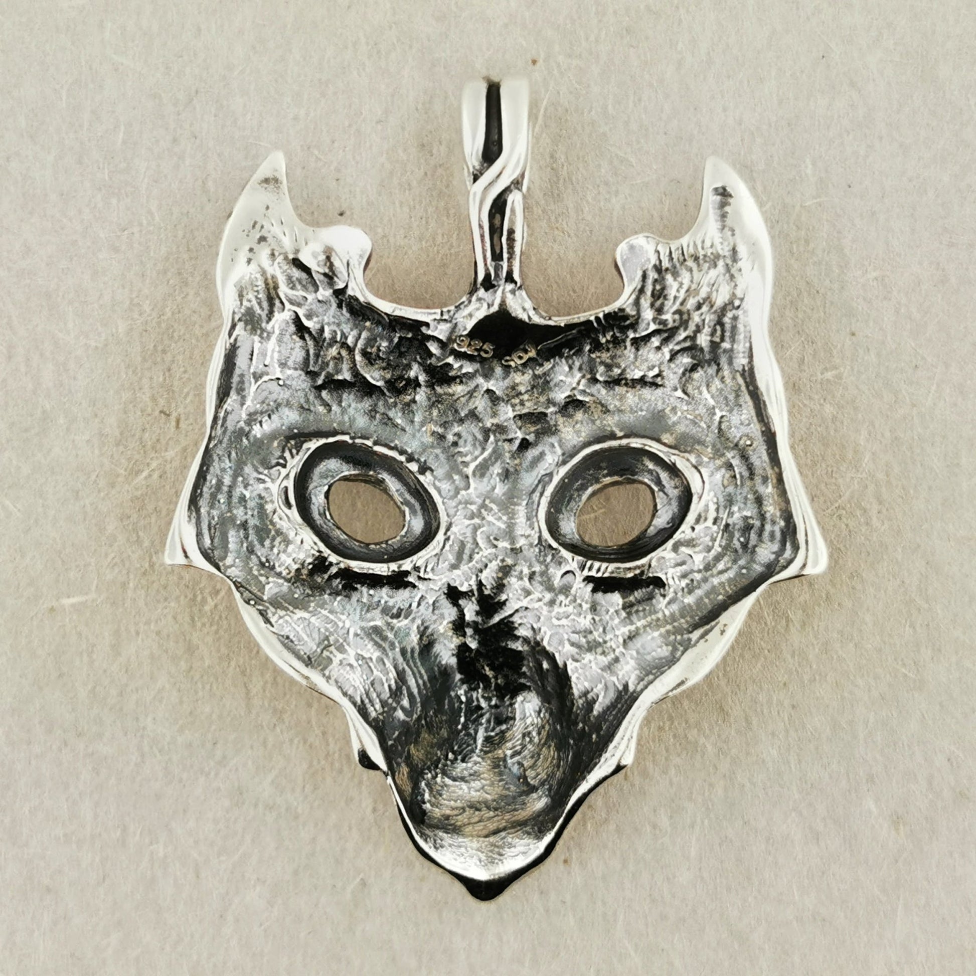 Viking Tribal Wolf Head Pendant in Sterling Silver or Antique Bronze - Le Dragon Argenté