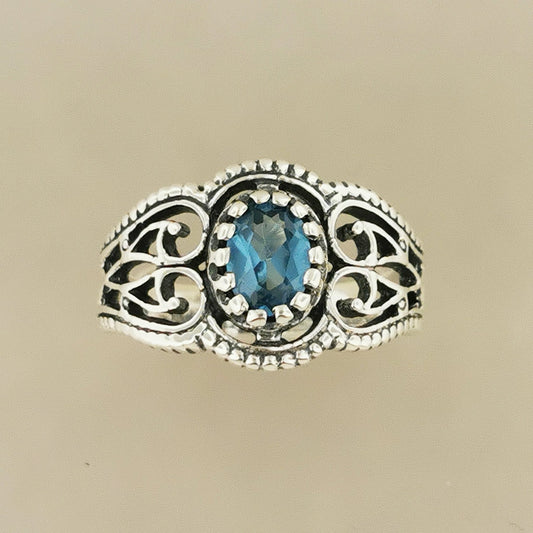 Vintage Style Filigree Birthstone Ring in Sterling Silver - Le Dragon Argenté