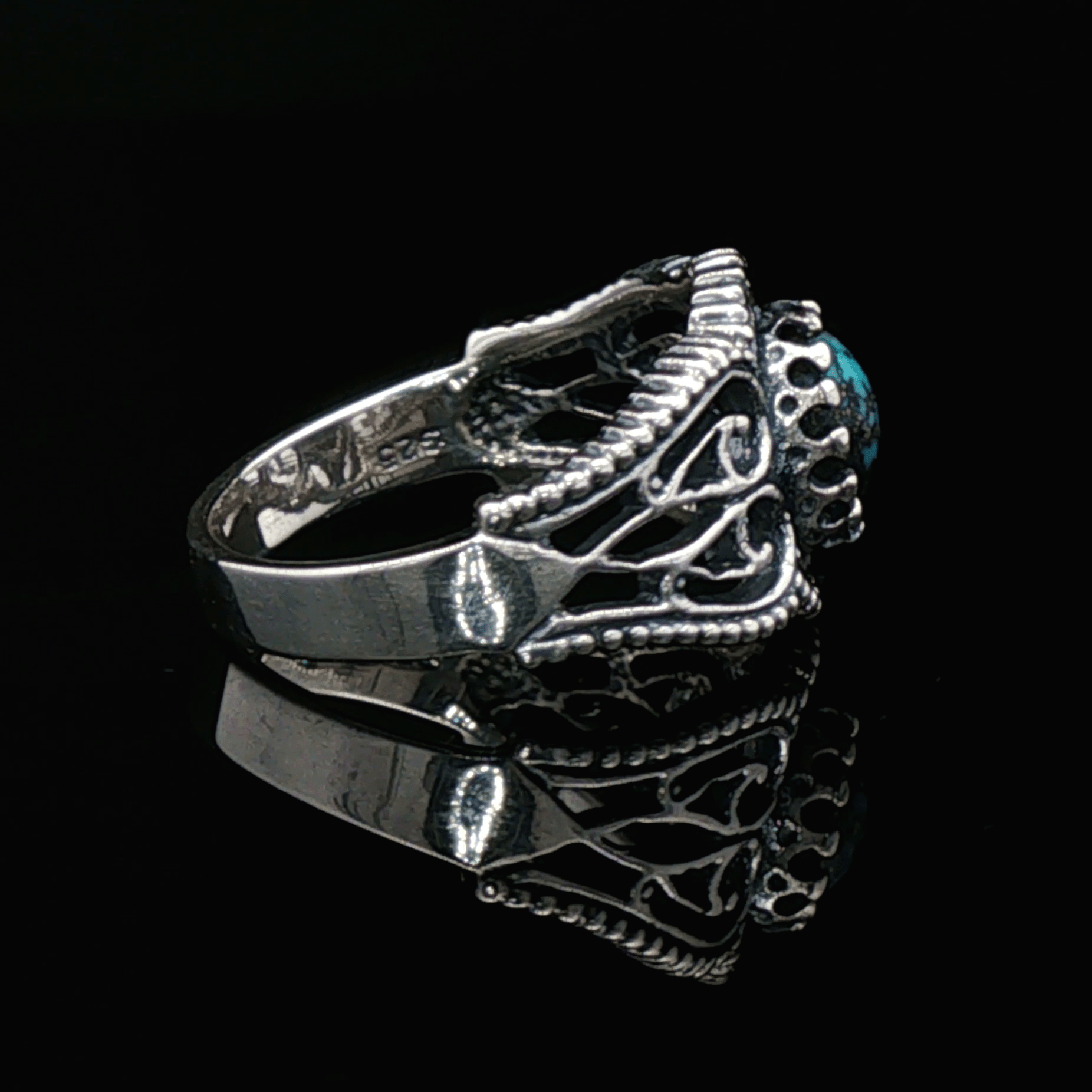 Vintage Style Filigree Ring with Gemstone in Sterling Silver - Le Dragon Argenté
