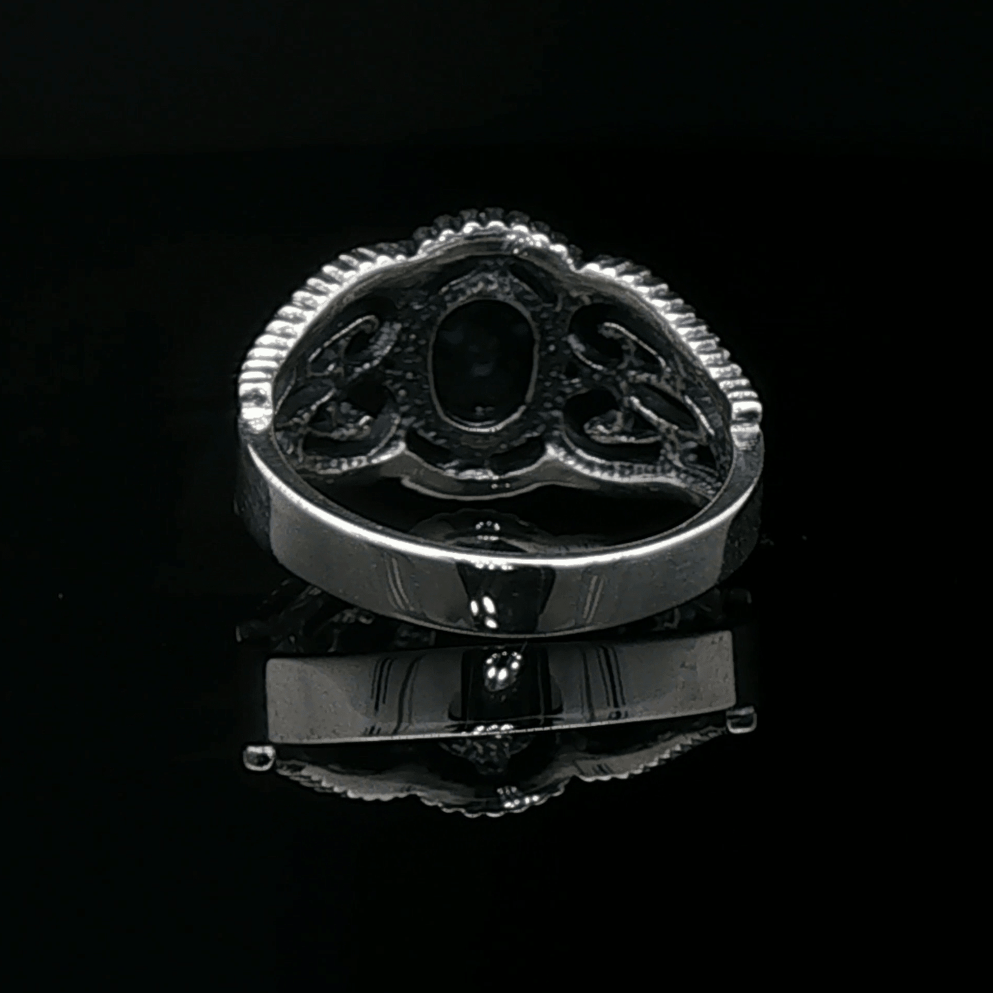 Vintage Style Filigree Ring with Gemstone in Sterling Silver - Le Dragon Argenté