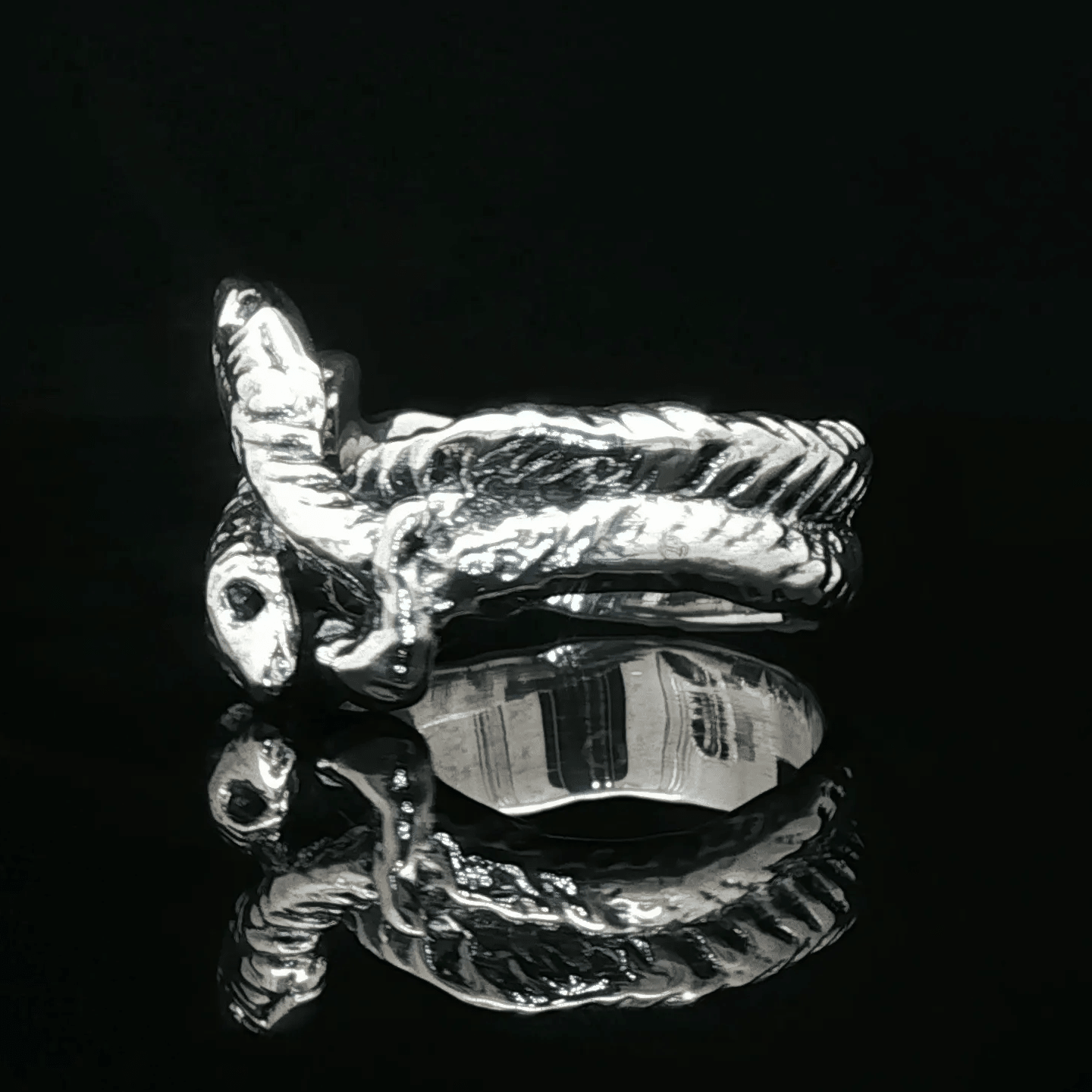 Vintage Style Twin Snakes Ring in Sterling Silver or Antique Bronze - Le Dragon Argenté