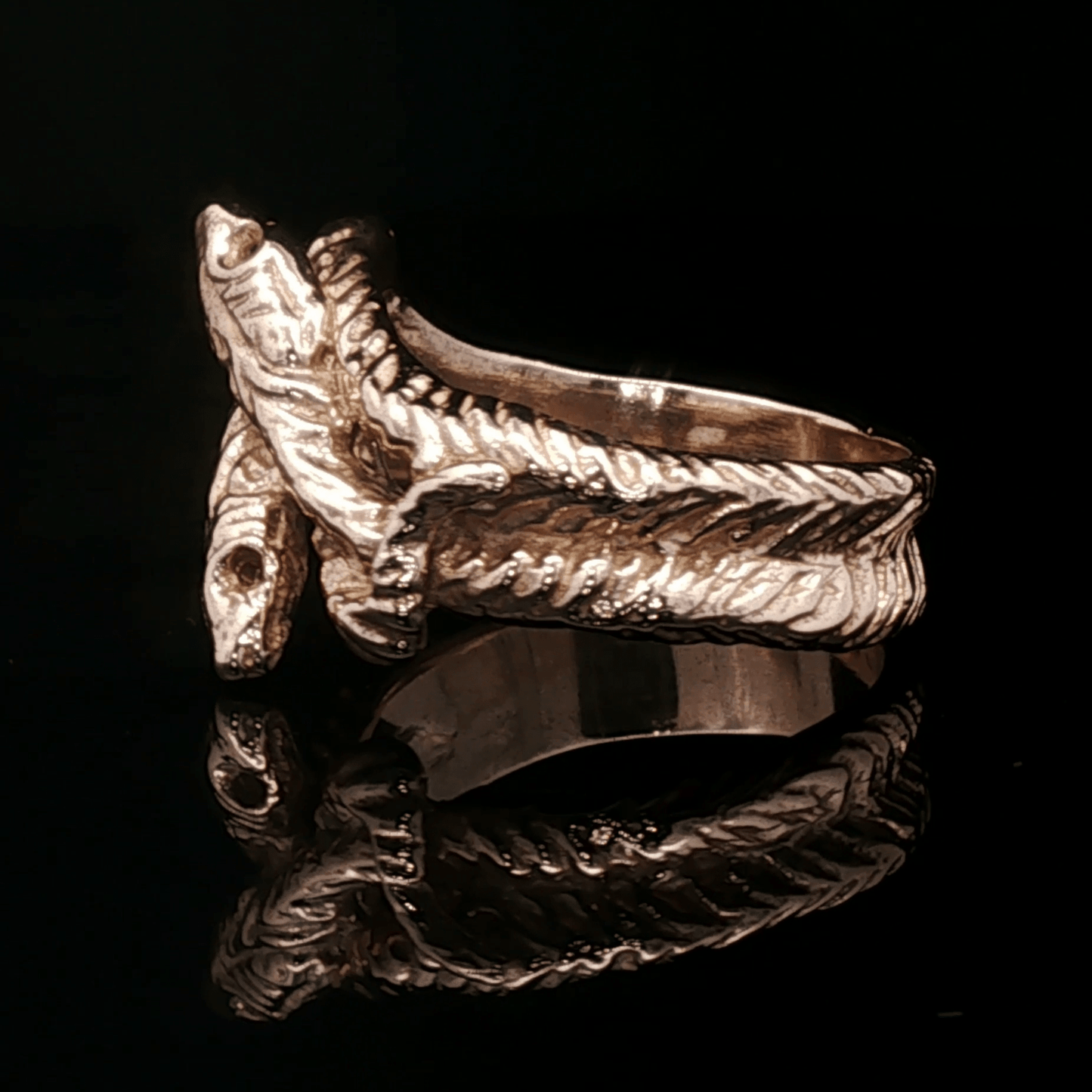 Vintage Style Twin Snakes Ring in Antique Bronze - Le Dragon Argenté