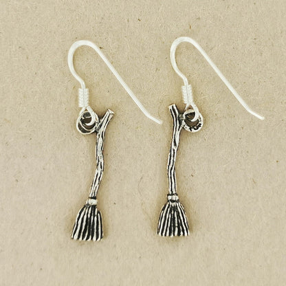 Witches Broom Charm Earrings - Le Dragon Argenté